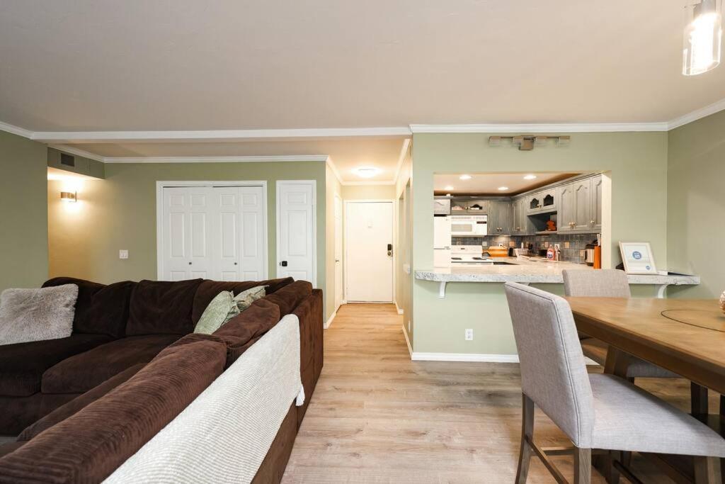Chic Condo Steps From Petco Park San Diego Ngoại thất bức ảnh