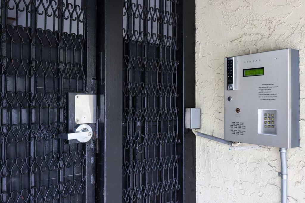 Chic Condo Steps From Petco Park San Diego Ngoại thất bức ảnh