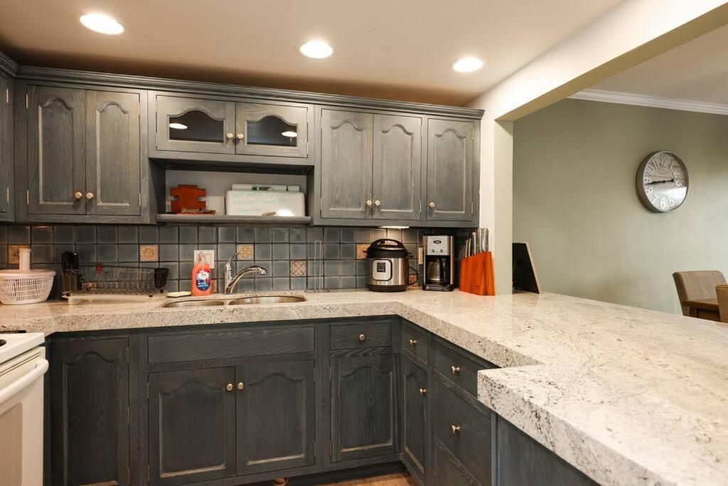 Chic Condo Steps From Petco Park San Diego Ngoại thất bức ảnh