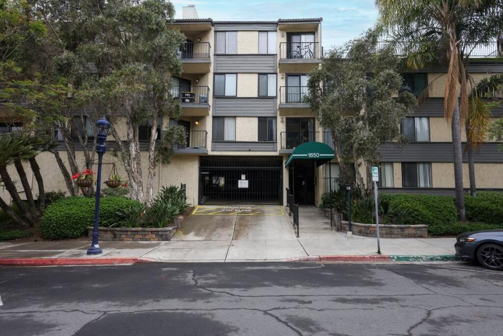 Chic Condo Steps From Petco Park San Diego Ngoại thất bức ảnh